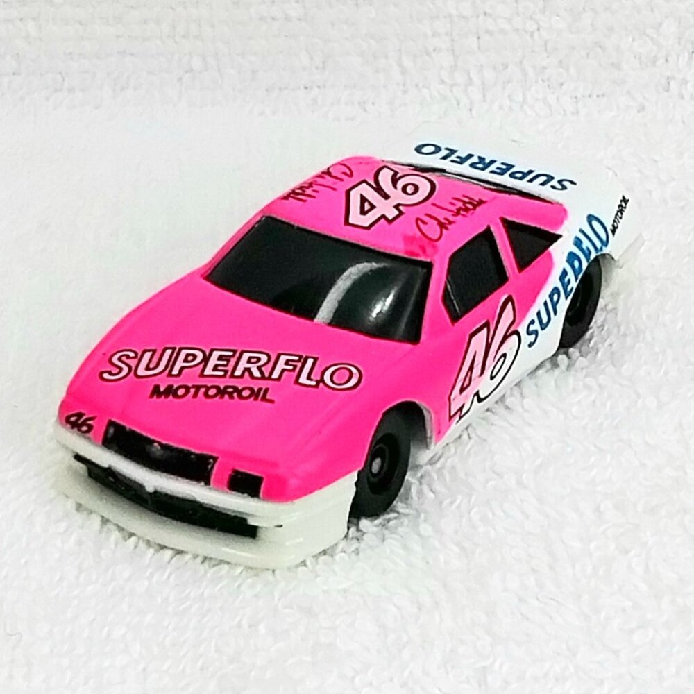 4/$45 1990 Days of Thunder 1:64 Cole Trickle Superflo Motoroil #46 by Applause!!